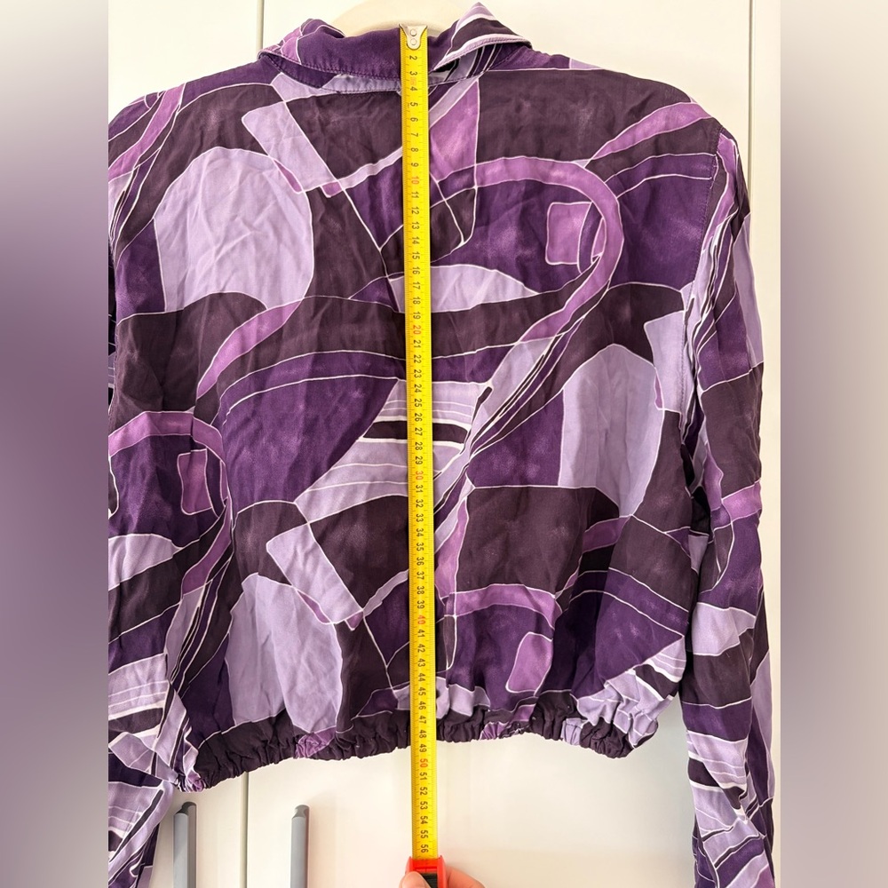 Upcycled vintage 80s Abstract Button-Down Crop Shirt ♻️ - Picture 6 of 6